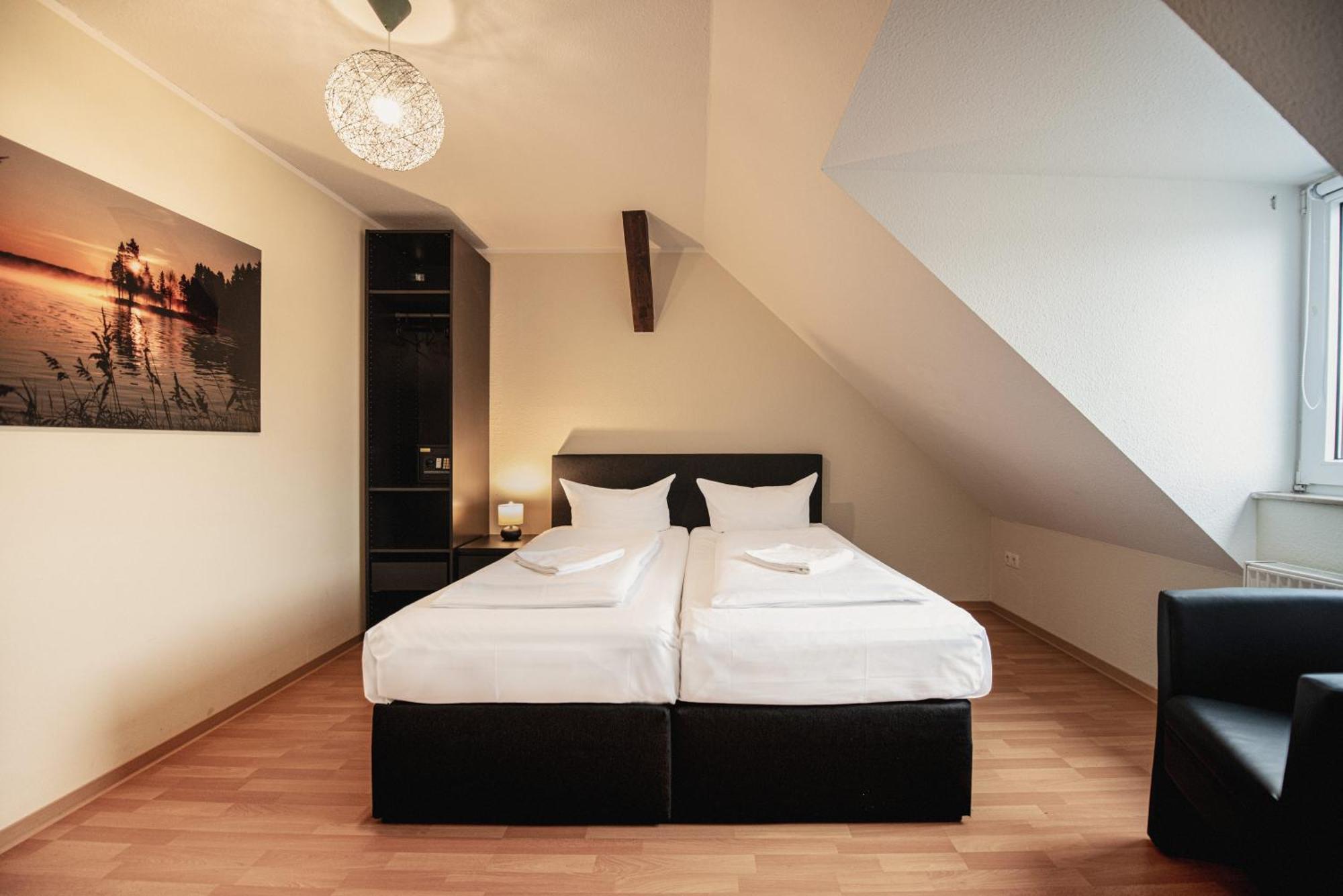 Wandery Hostel Dessau Bagian luar foto