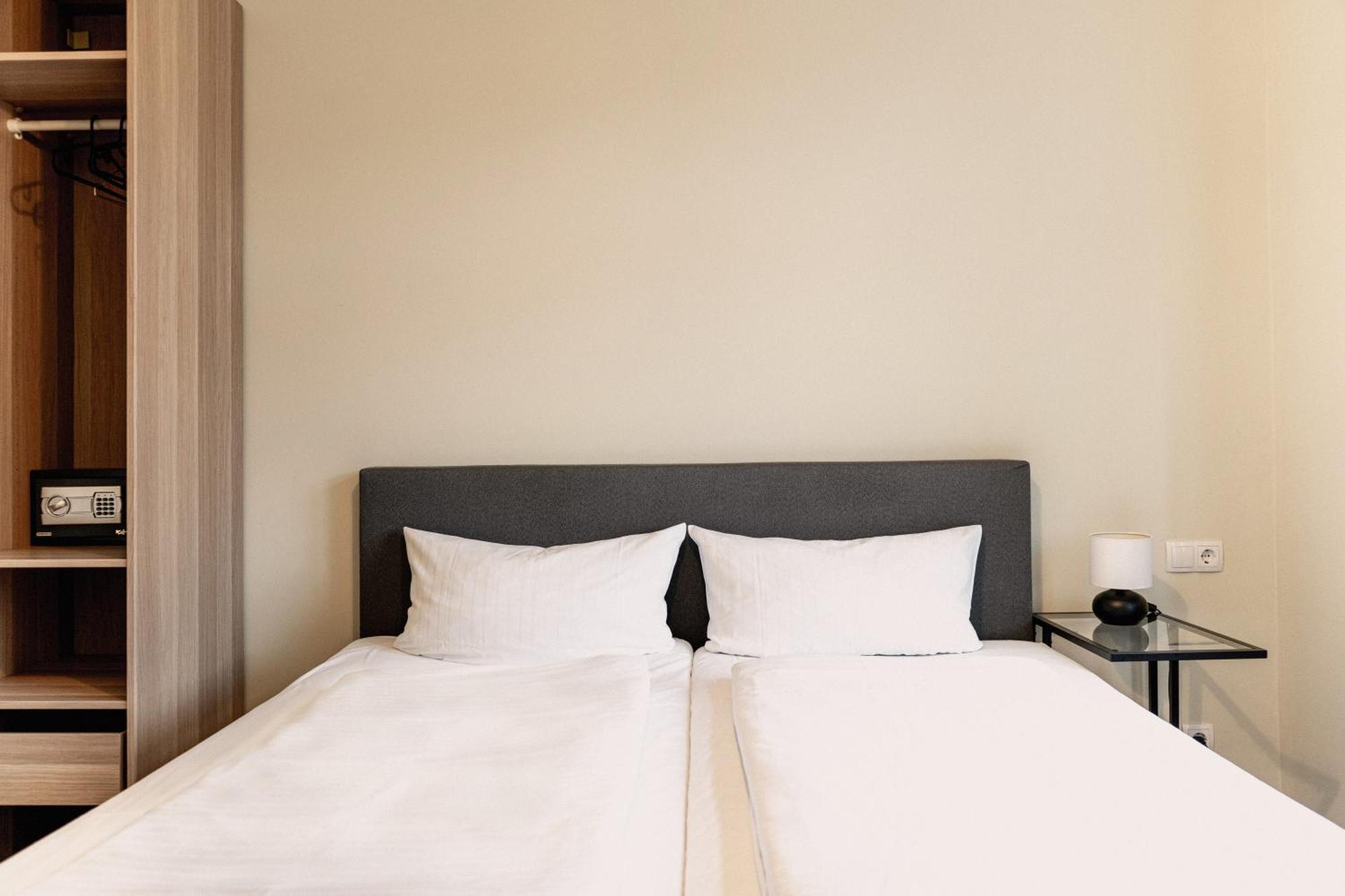 Wandery Hostel Dessau Bagian luar foto