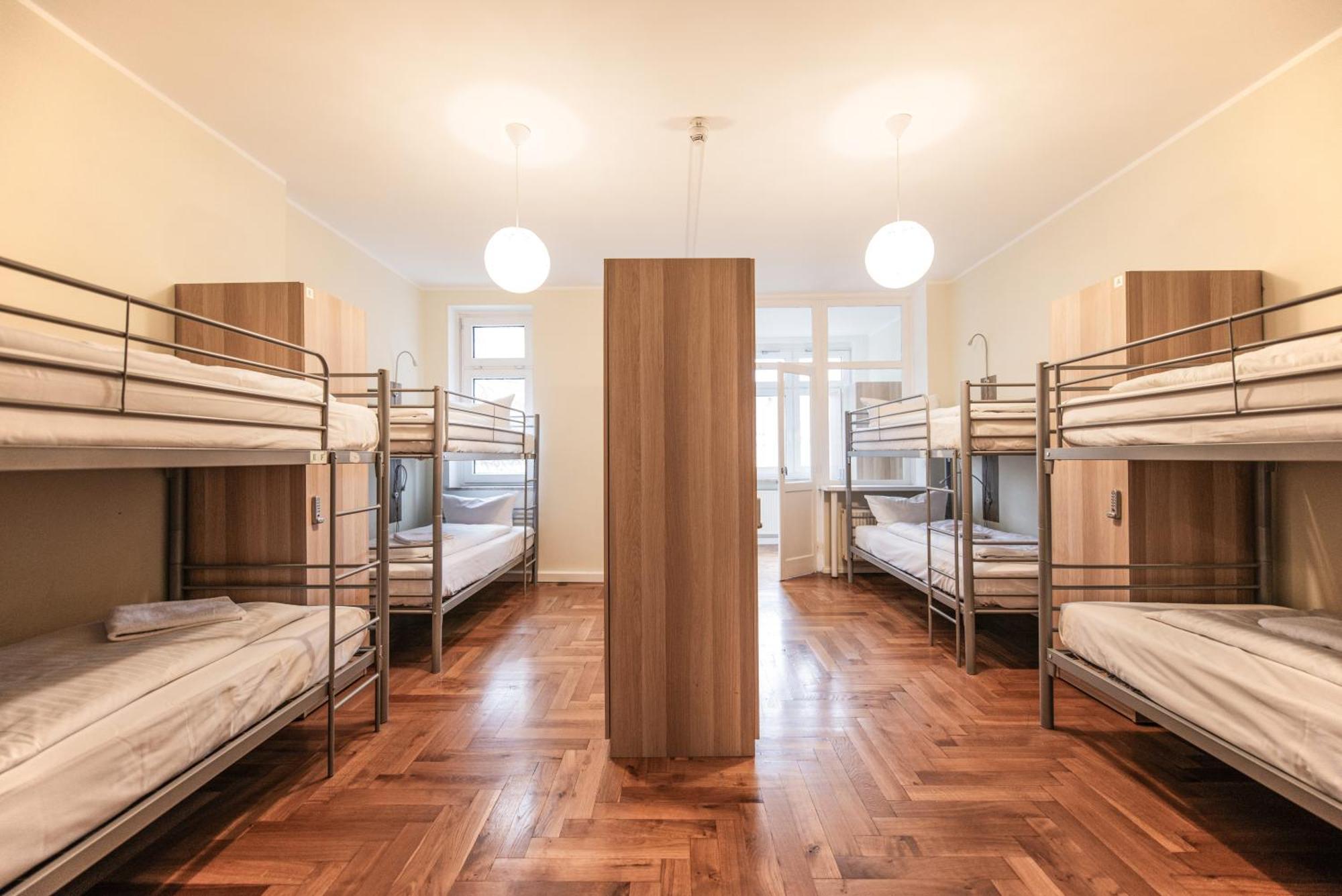 Wandery Hostel Dessau Bagian luar foto
